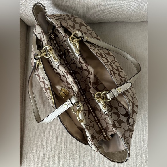 COACH Penelope Signature Jacquard Carryall Khaki & Gold Shoulder Hand Bag F16541 - Picture 3 of 6